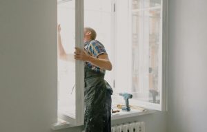Pose de fenêtres en rénovation : guide complet 2026
