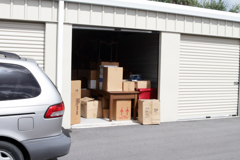 Louer un box de stockage pendant des travaux de rénovation : la solution maline pour s&rsquo;organiser